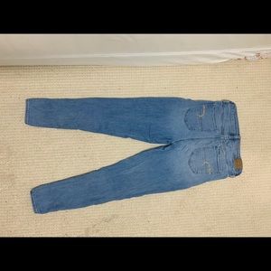 American Eagle Super Hi-Rise Jeans